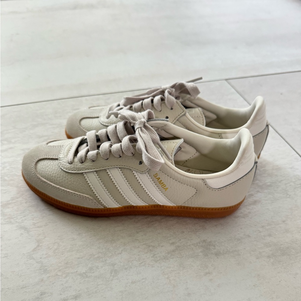 SAMBAS women’s size 5 new